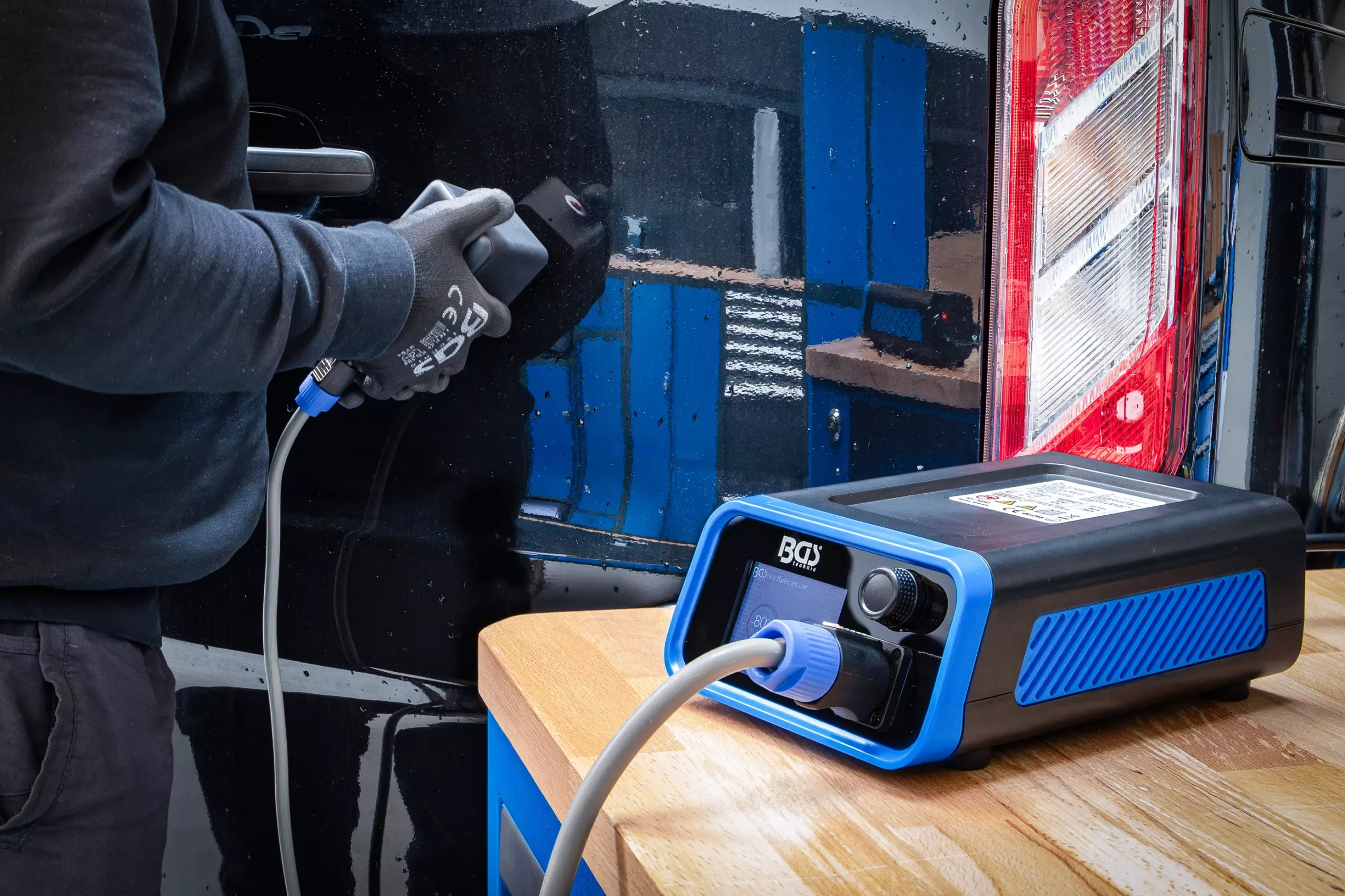 Appareil de débosselage par induction | 1200W | pour métaux ferreux et non ferreux – Image 2